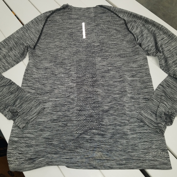 Nike Men's Longsleeve Running Shirt * Medium - Picture 5 of 7
